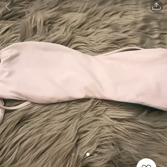 Strapless reversible billabong bikini - Picture 3 of 3
